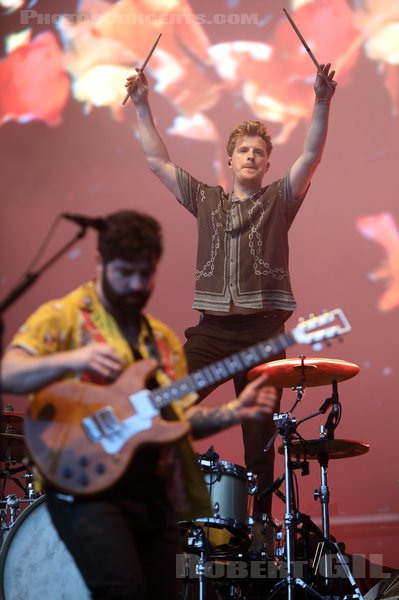 FOALS - 2023-08-27 - SAINT CLOUD - Domaine National - Grande Scene - Yannis Philippakis - Jack Bevan